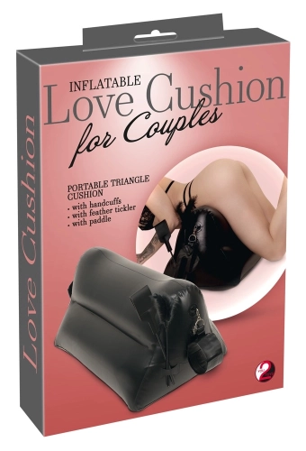Artikelbild des Artikels “Love Cushion Portable Triangle “